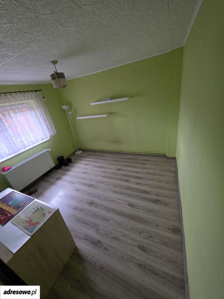dom wolnostojący, 5 pokoi Miętno. Zdjęcie 13