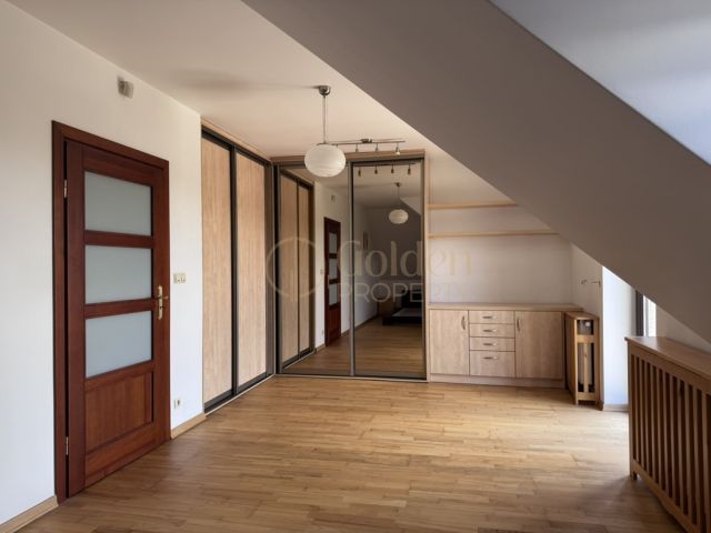 dom wolnostojący, 7 pokoi Chwaszczyno, ul. Wąska. Zdjęcie 12