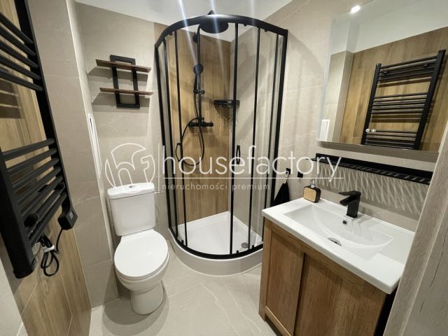 Mieszkanie 1-pokojowe Łódź, al. 1 Maja. Zdjęcie 9