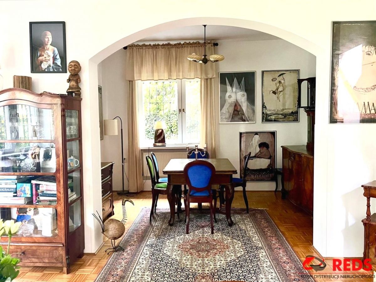 dom wolnostojący, 5 pokoi Łomianki Łomianki-Dąbrowa