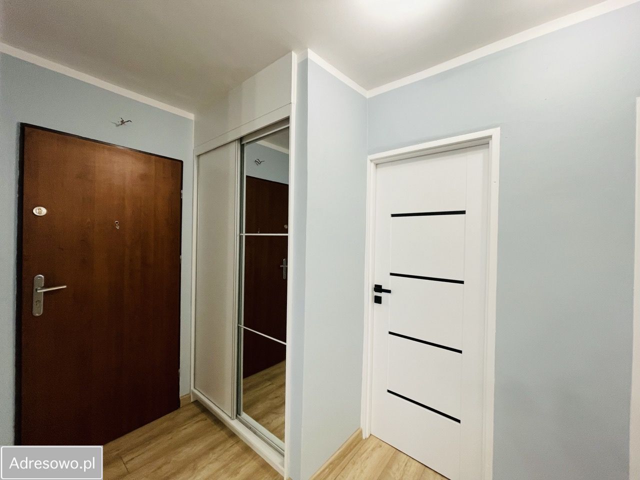 Mieszkanie 4-pokojowe Mąkoszyce. Zdjęcie 5