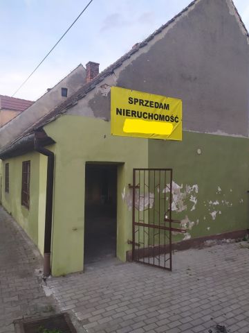 bliźniak, 3 pokoje Wilczków, ul. Strzegomska. Zdjęcie 1