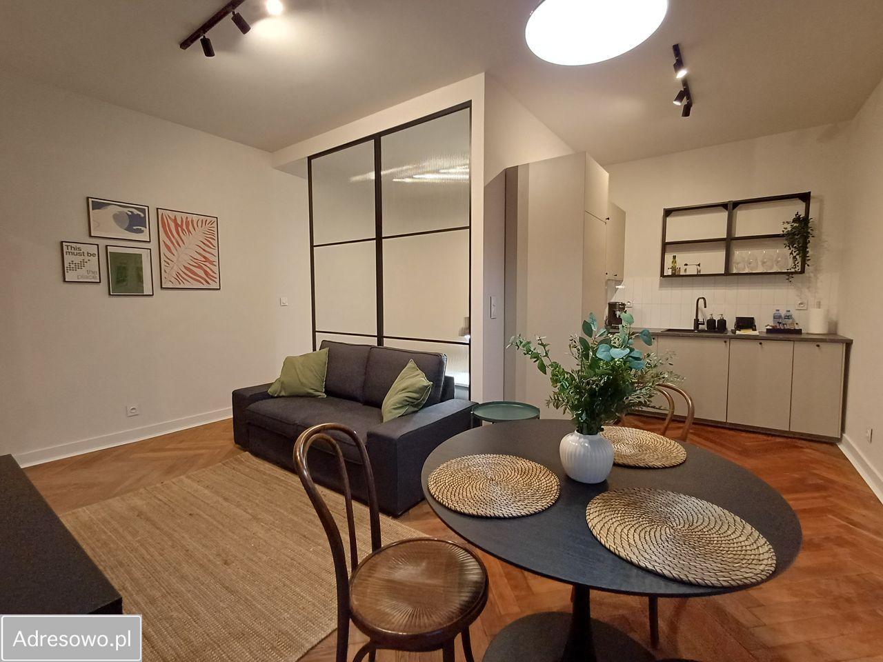 Mieszkanie 2-pokojowe Łódź Polesie, al. 1 Maja. Zdjęcie 1