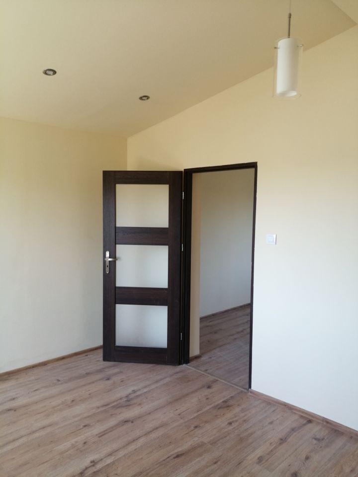 dom wolnostojący, 6 pokoi Myszków Centrum, ul. Majora Sucharskiego. Zdjęcie 9