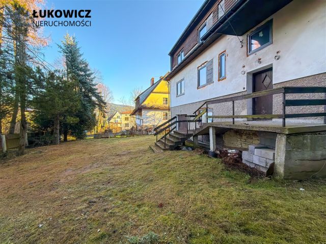 dom wolnostojący, 15 pokoi Jeleśnia. Zdjęcie 32