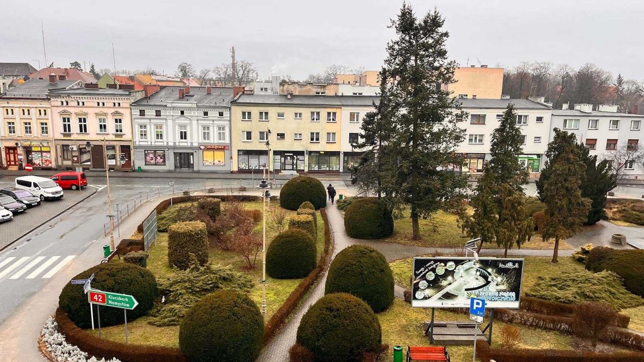 Mieszkanie 3-pokojowe Wołczyn, rynek Rynek. Zdjęcie 7