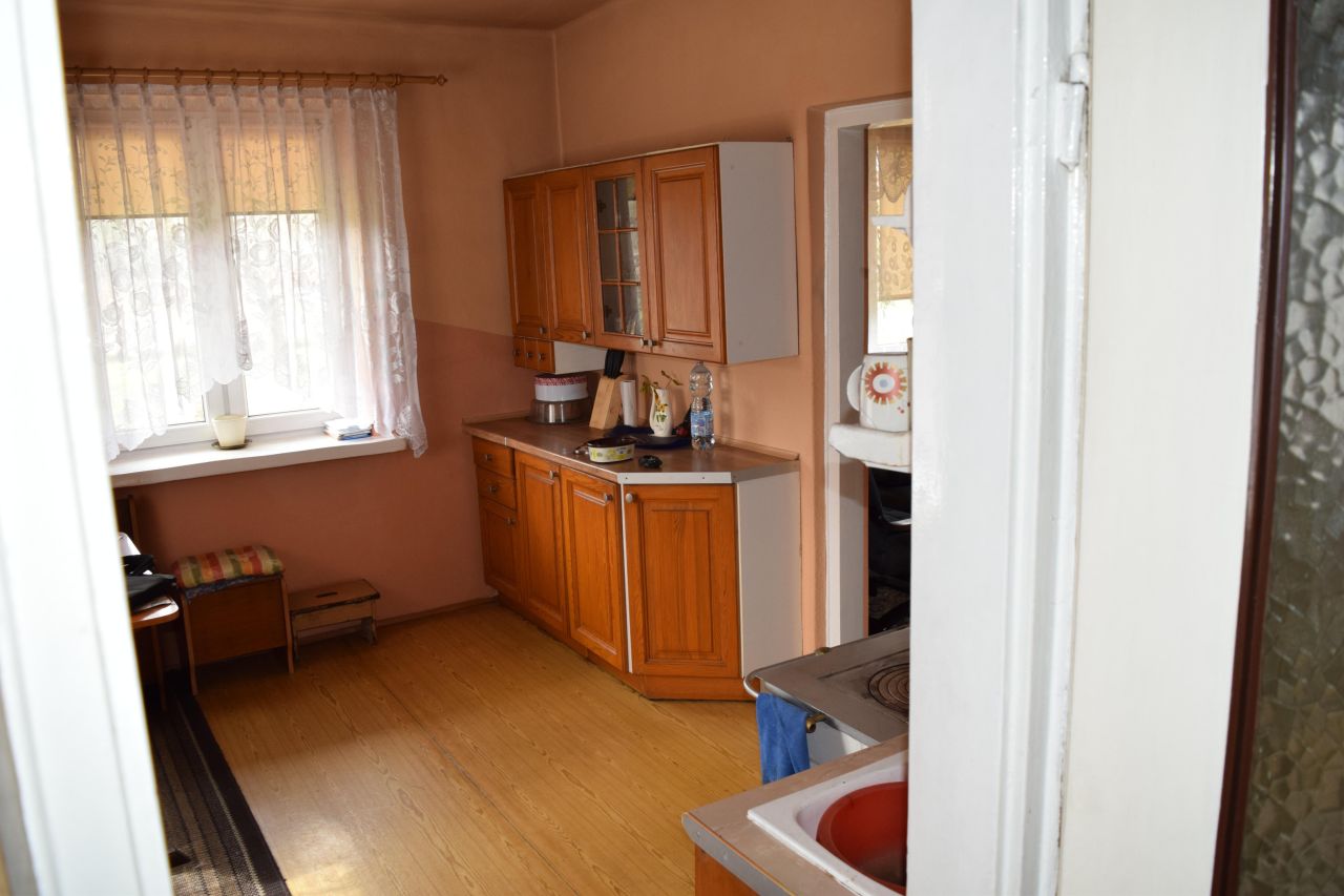 dom wolnostojący, 2 pokoje Bronów. Zdjęcie 7