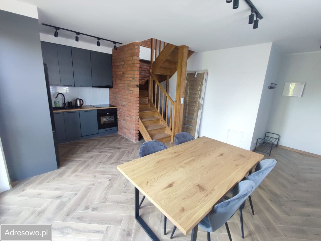 dom wolnostojący, 3 pokoje Częstochowa Podjasnogórska , ul. św. Andrzeja. Zdjęcie 5