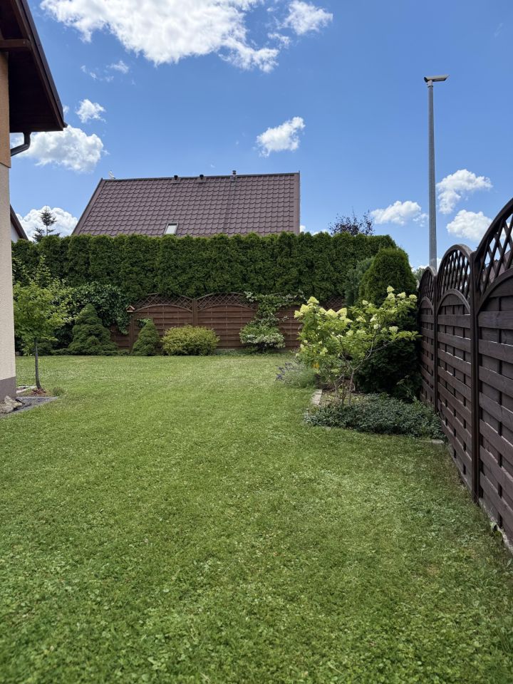 dom wolnostojący, 5 pokoi Świebodzice, ul. św. Ojca Pio. Zdjęcie 4