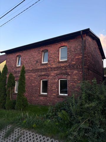 dom wolnostojący Bełk, ul. Główna. Zdjęcie 1
