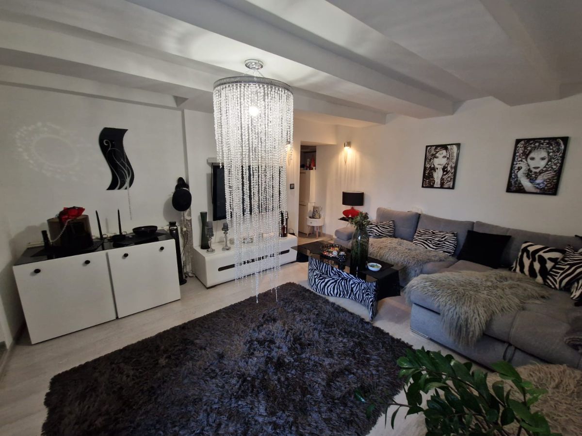 kamienica, 5 pokoi Jelenia Góra. Zdjęcie 4