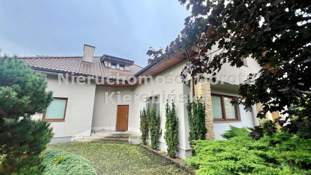 dom wolnostojący, 5 pokoi Tomaszów Mazowiecki. Zdjęcie 38