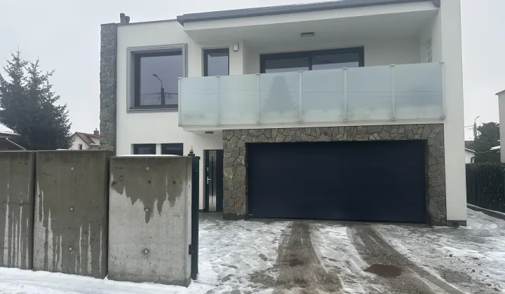 dom wolnostojący, 5 pokoi Białystok Skorupy, Zaulek podchalanski 2 a