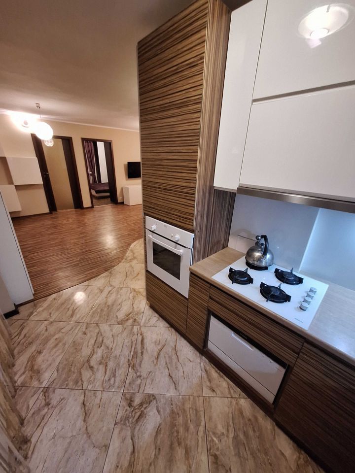 Mieszkanie 3-pokojowe Warszawa Bielany, ul. Antoniego Magiera. Zdjęcie 2