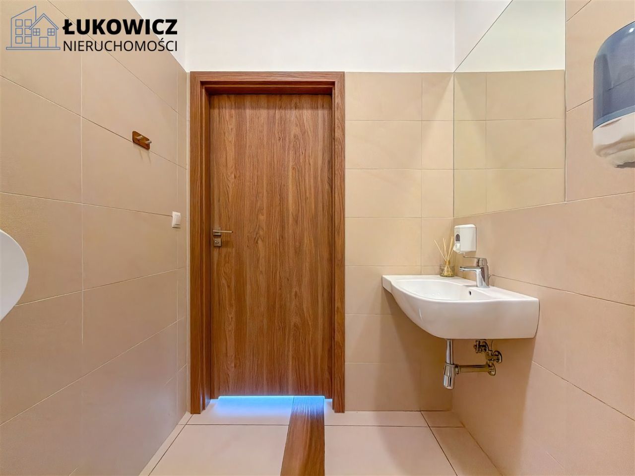 Lokal Bielsko-Biała Leszczyny, ul. Żywiecka. Zdjęcie 9