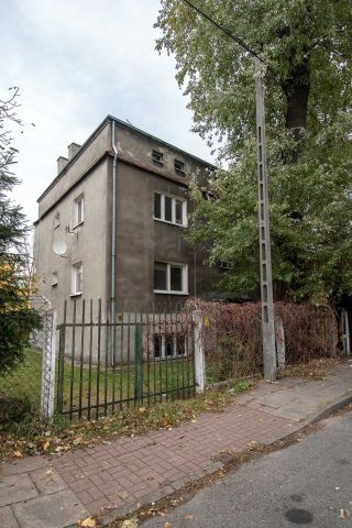 dom wolnostojący Toruń Jakubskie Przedmieście, ul. Konopackich. Zdjęcie 1