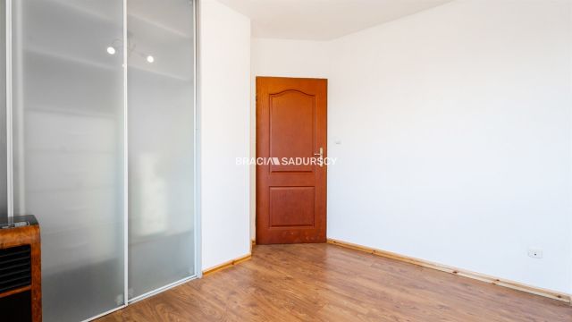 Mieszkanie 3-pokojowe Kraków Mistrzejowice, ul. Mistrzejowicka. Zdjęcie 15