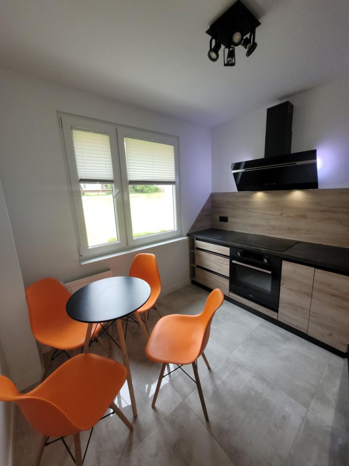 Mieszkanie 3-pokojowe Busko-Zdrój Centrum, os. gen. Władysława Sikorskiego. Zdjęcie 4