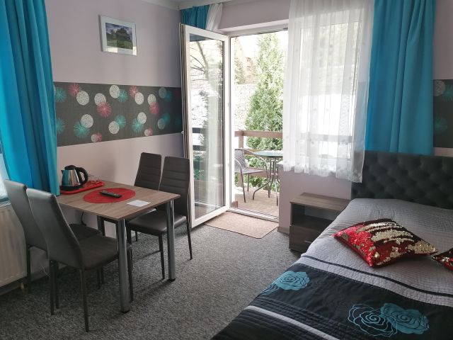 dom wolnostojący, 18 pokoi Karpacz Centrum, ul. Nad Łomnicą. Zdjęcie 6
