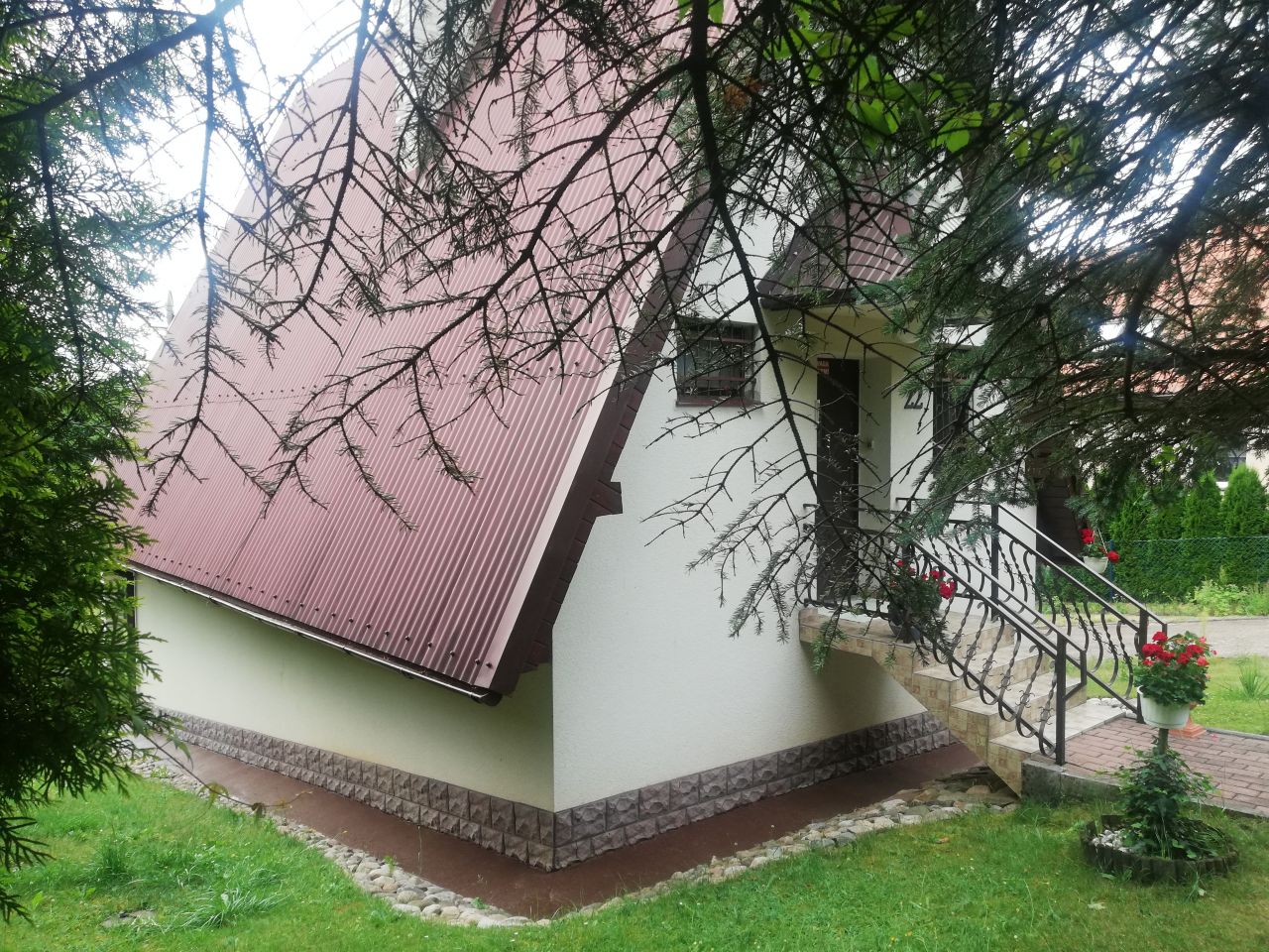 dom wolnostojący, 4 pokoje Łyśniewo Sierakowickie