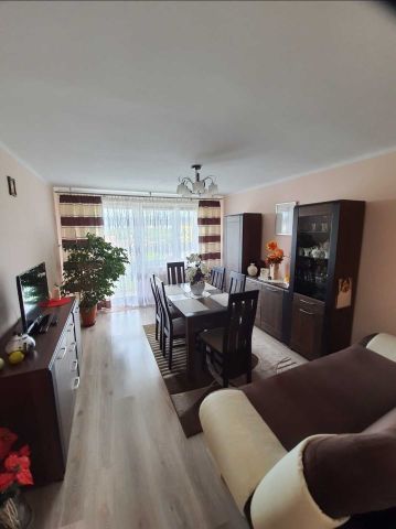 Mieszkanie 4-pokojowe Stąporków. Zdjęcie 1