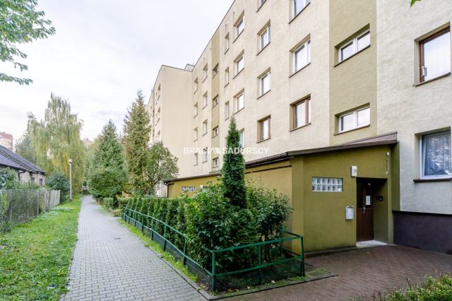 Mieszkanie 3-pokojowe Kraków, ul. Gołaśka. Zdjęcie 24