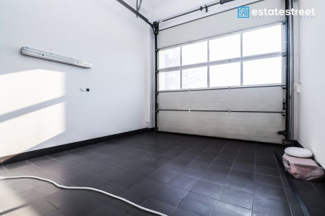 Biuro Kraków Łagiewniki-Borek Fałęcki, ul. Strumienna. Zdjęcie 9