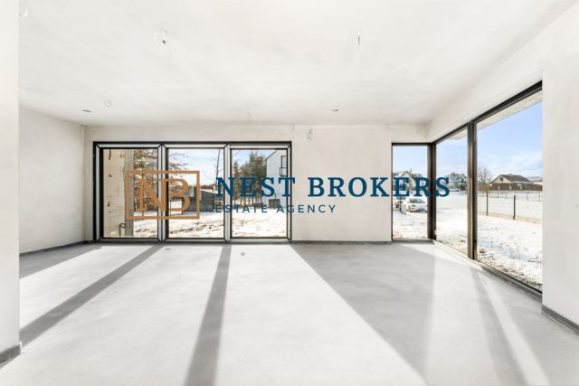 dom wolnostojący, 7 pokoi Biskupice. Zdjęcie 4