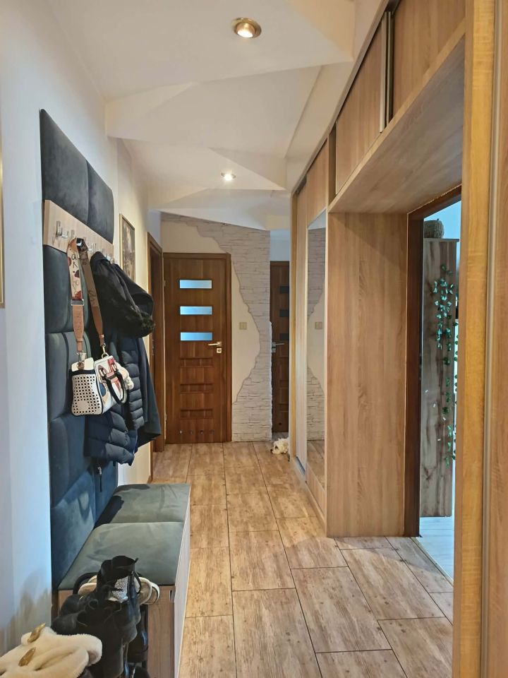 Mieszkanie 3-pokojowe Gdynia Obłuże, ul. Jantarowa. Zdjęcie 11