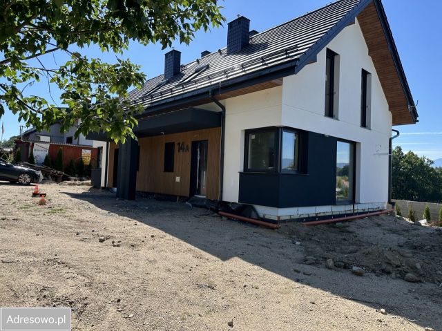 bliźniak, 3 pokoje Jelenia Góra Czarne, ul. Kalinowa. Zdjęcie 1