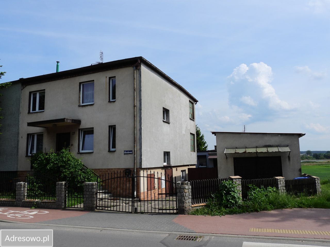 bliźniak, 5 pokoi Chodzież, ul. Miodowa. Zdjęcie 1