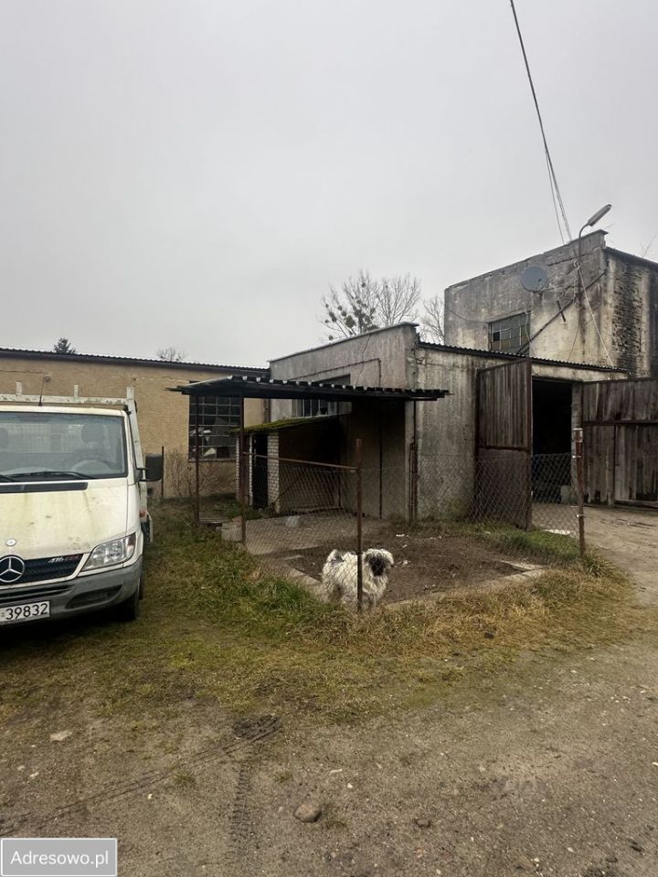 Hala/magazyn Parsęcko. Zdjęcie 3