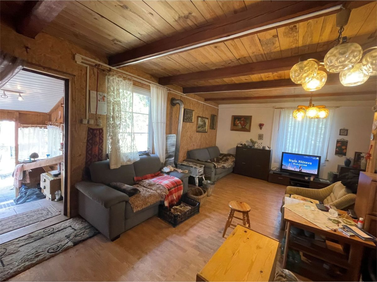 dom wolnostojący, 3 pokoje Chotcza Górna. Zdjęcie 6