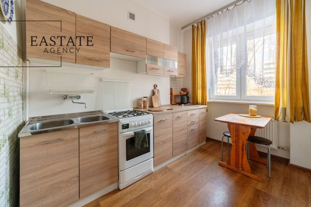 Mieszkanie 2-pokojowe Warszawa Włochy, ul. Żwirki i Wigury. Zdjęcie 1