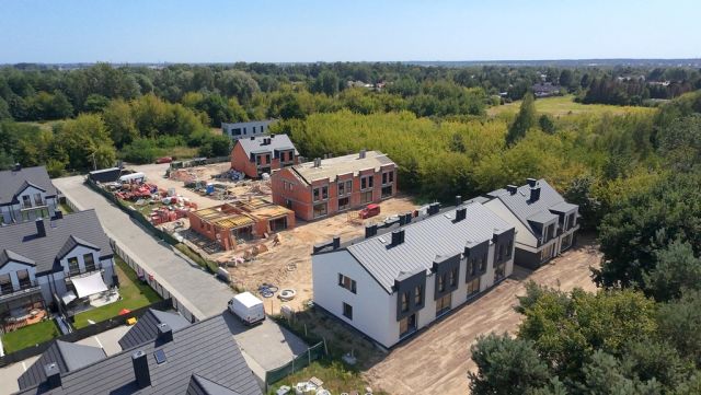 bliźniak, 4 pokoje Janki. Zdjęcie 9