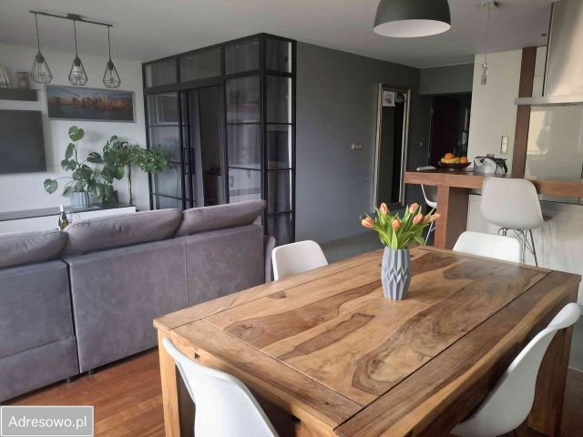 Mieszkanie 3-pokojowe Kielce Szydłówek, ul. Szydłówek Górny. Zdjęcie 1