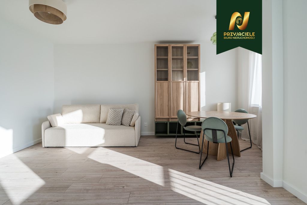 Mieszkanie 3-pokojowe Gdynia Karwiny, ul. Kornela Makuszyńskiego. Zdjęcie 4