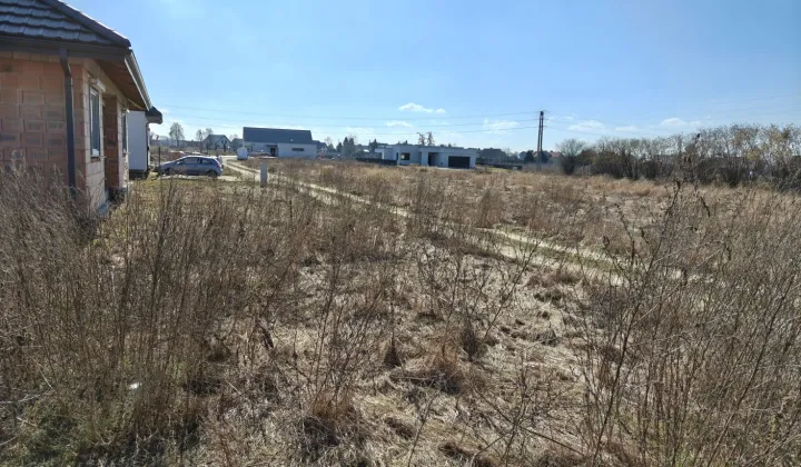 Działka budowlana Bralin