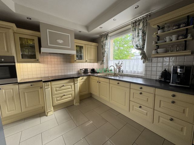 dom wolnostojący, 5 pokoi Łódź Górna, ul. Demokratyczna. Zdjęcie 10