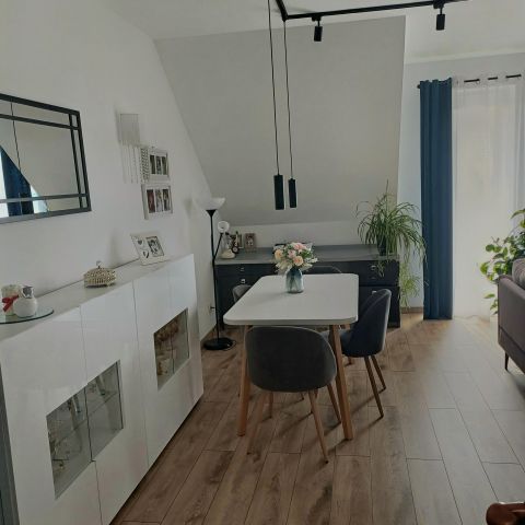 Mieszkanie 3-pokojowe Zgierz Nowe Miasto, ul. 3 Maja. Zdjęcie 1