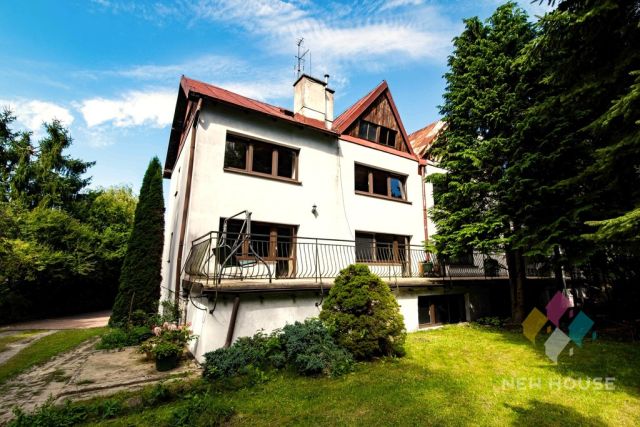 bliźniak, 9 pokoi Zalbki. Zdjęcie 23