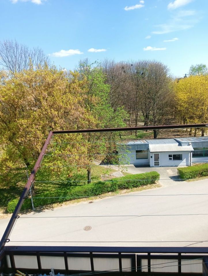 Mieszkanie 2-pokojowe Ożarów. Zdjęcie 4