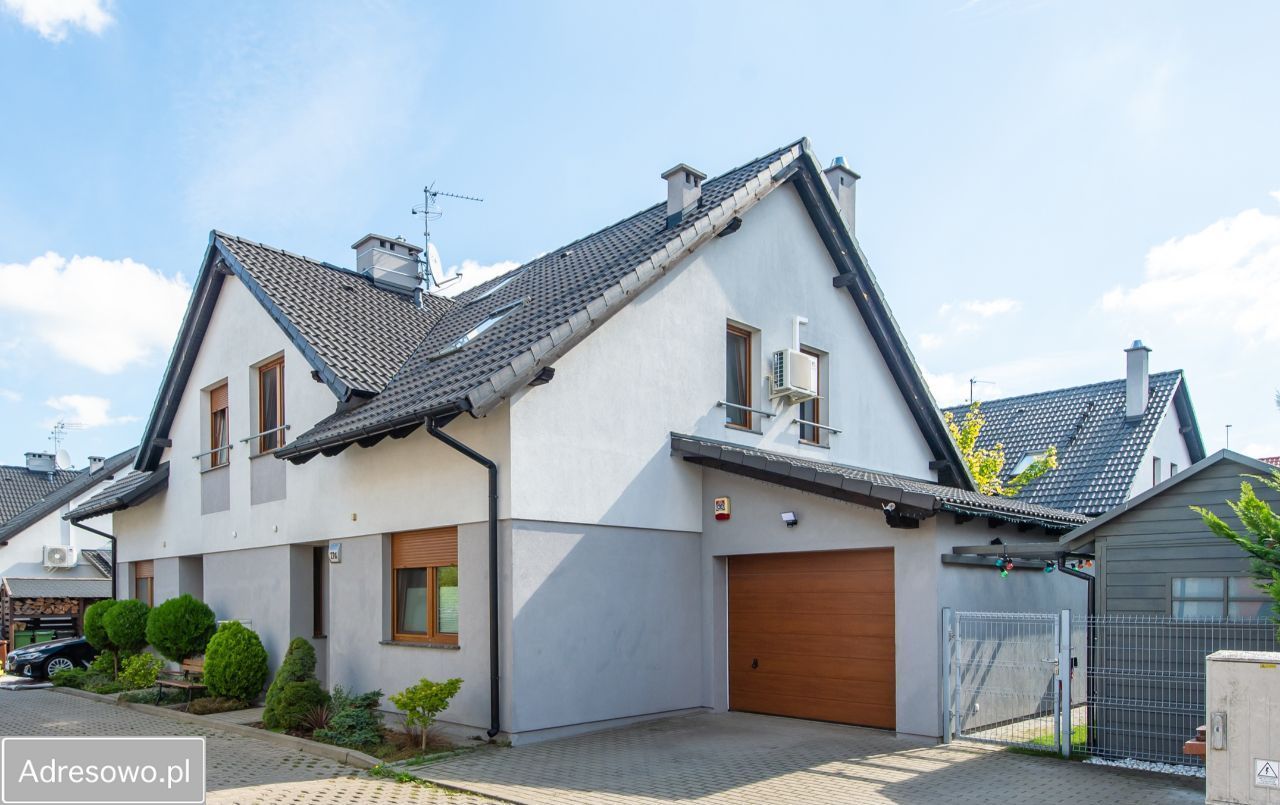 bliźniak, 4 pokoje Komorniki, ul. Stawna