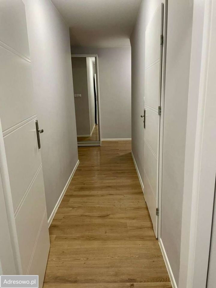 Mieszkanie 2-pokojowe Księginice. Zdjęcie 4