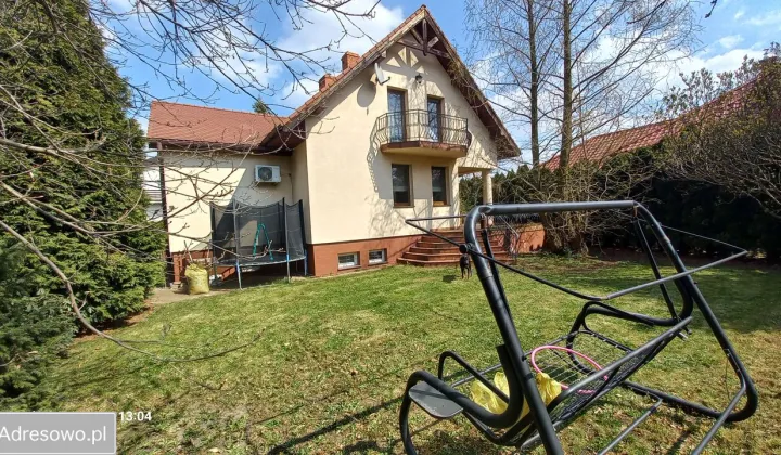 dom wolnostojący, 5 pokoi Dzierżoniów, ul. Bukowa