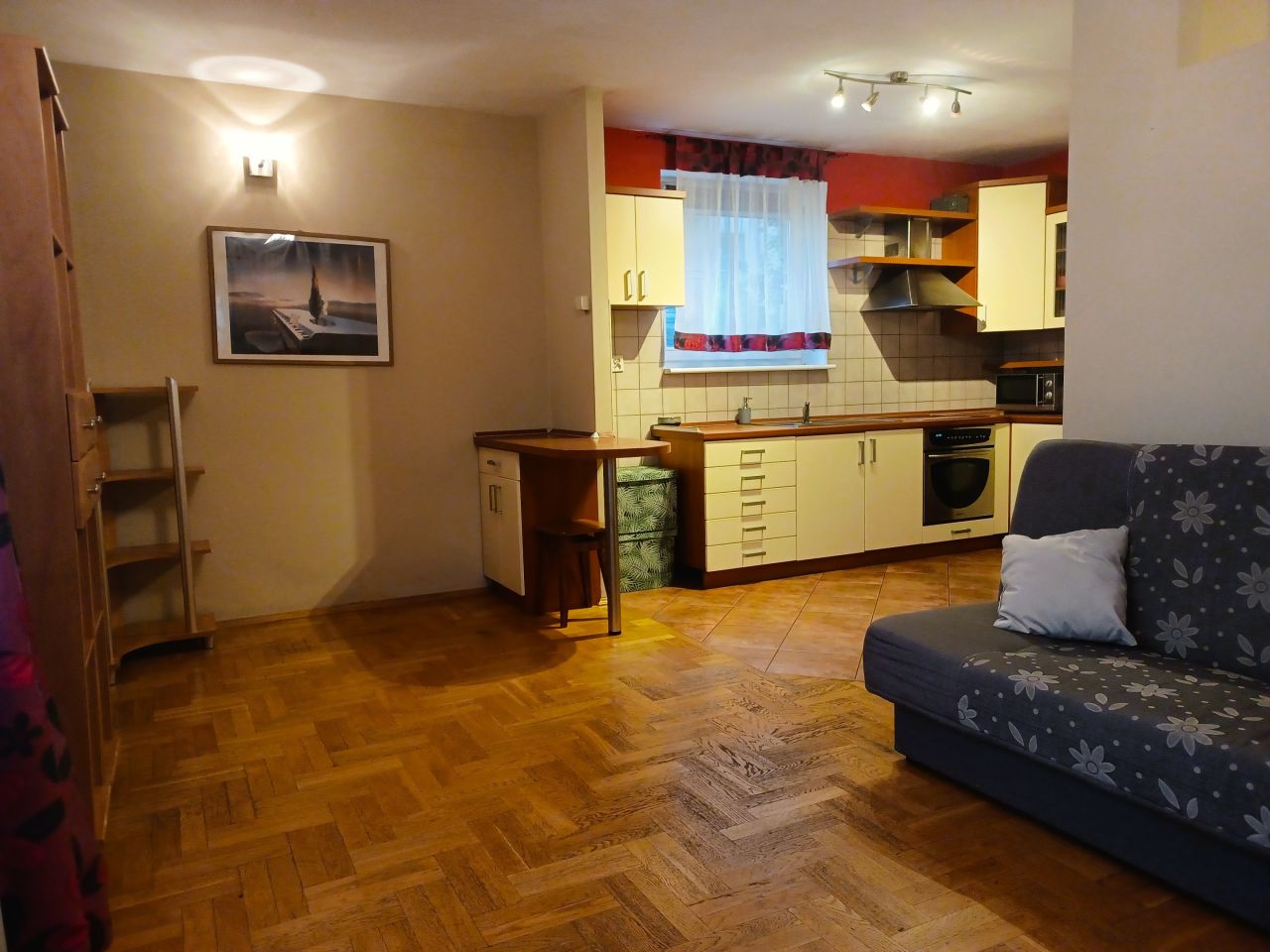 Mieszkanie 2-pokojowe Kraków Kurdwanów, ul. Marii i Bolesława Wysłouchów. Zdjęcie 1