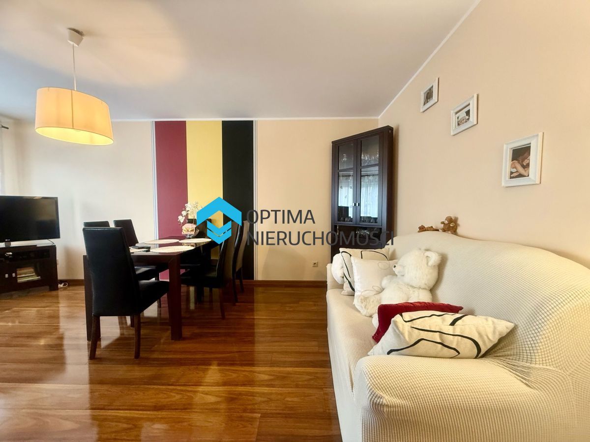 Mieszkanie 3-pokojowe Jelenia Góra, ul. Obrońców Pokoju. Zdjęcie 4