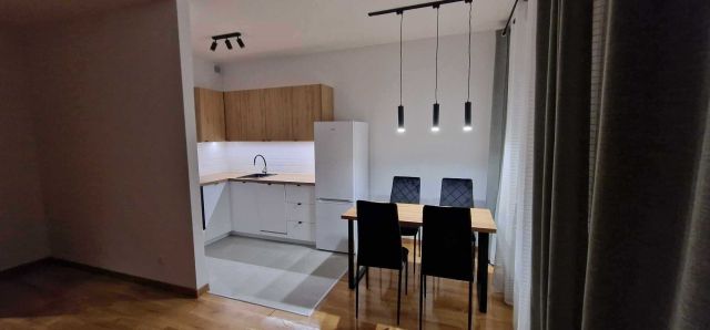 Mieszkanie 1-pokojowe Luboń. Zdjęcie 1