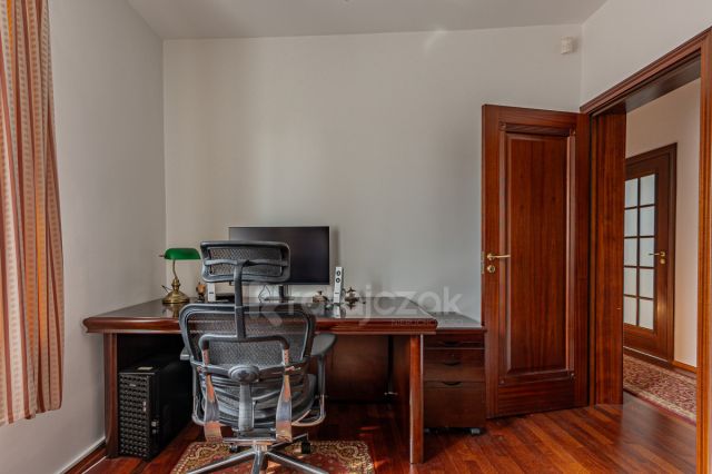 dom wolnostojący, 6 pokoi Kielno. Zdjęcie 16