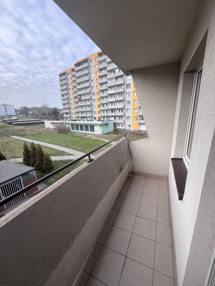 Mieszkanie 3-pokojowe Sosnowiec, ul. Romana Dmowskiego. Zdjęcie 2